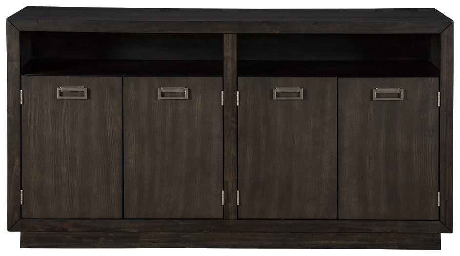 Hyndell Dining Room Server