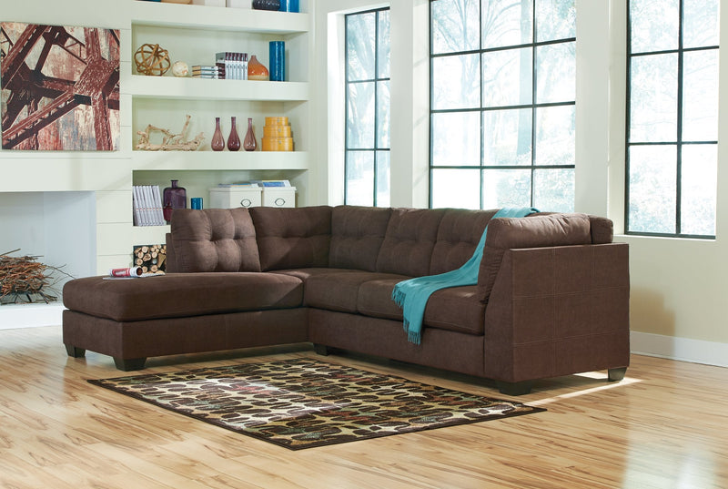 Maier Benchcraft 2-Piece Sectional with Chaise image
