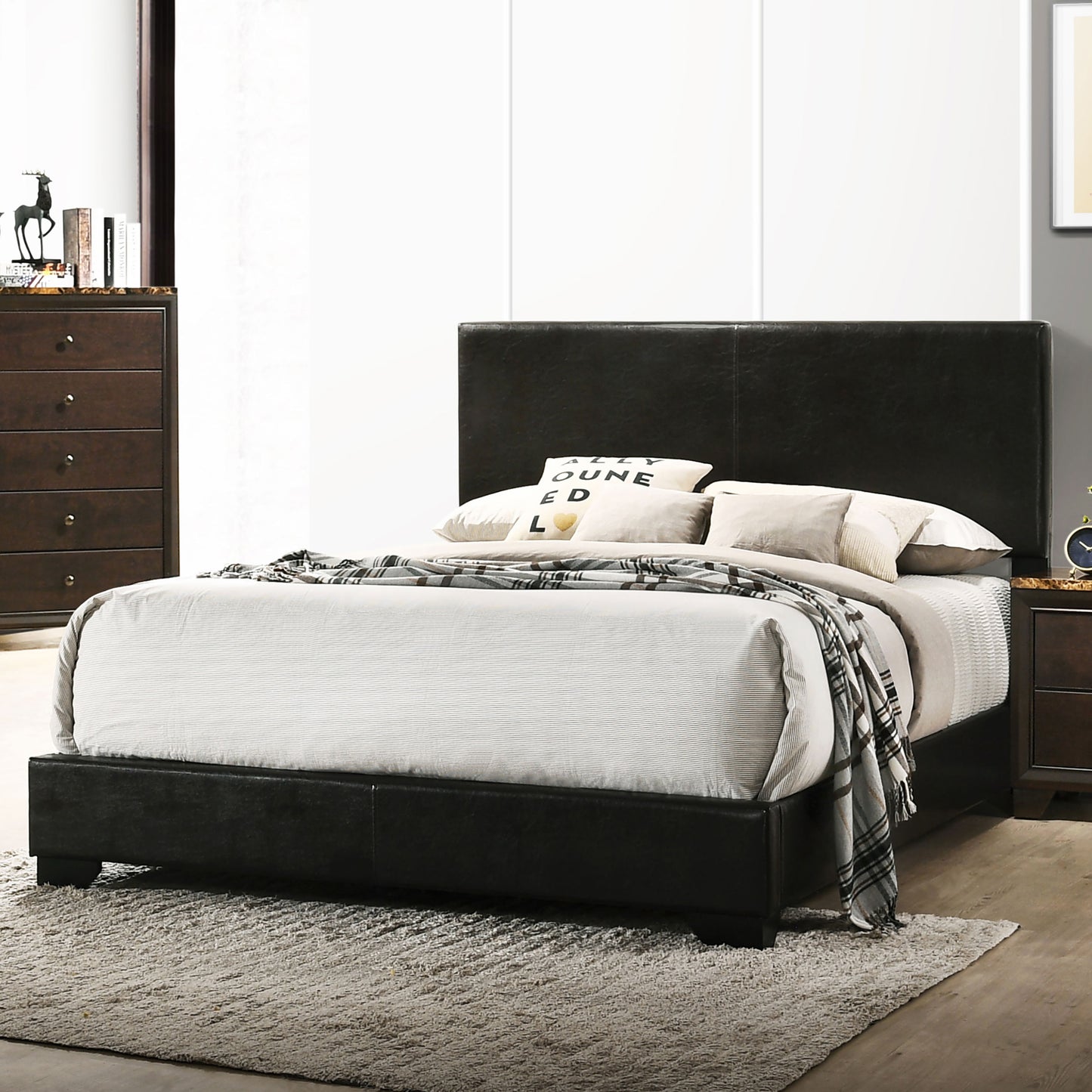 Conner Upholstered Full Panel Bed Black